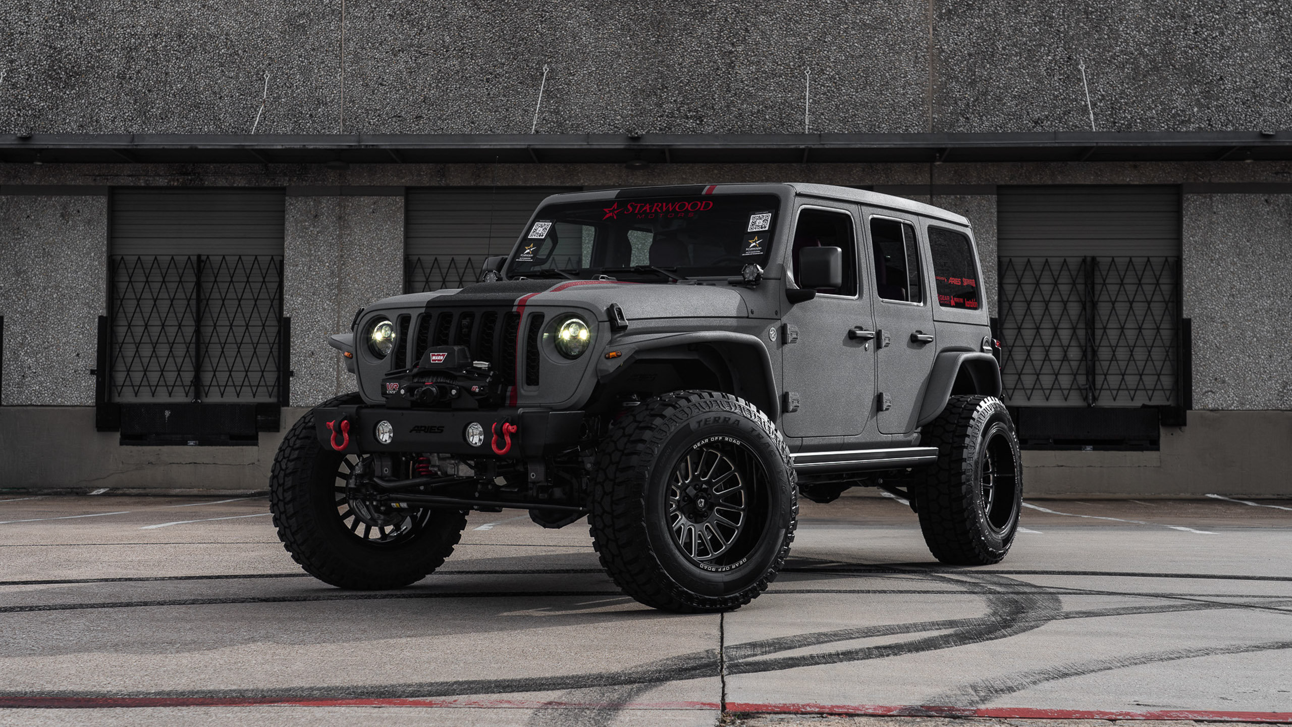 Starwood Motors Jeep Wrangler